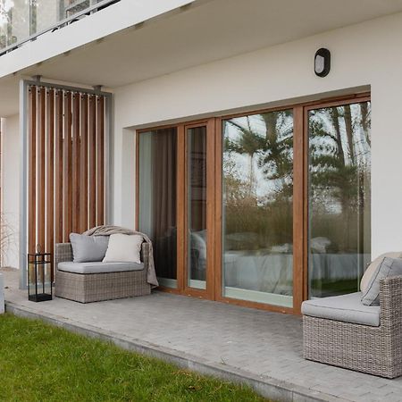 Let'S Sea - 2 Bedroom - Premium Baltic Apartment With Front Sea View Garden And Spa Access Гонски Экстерьер фото